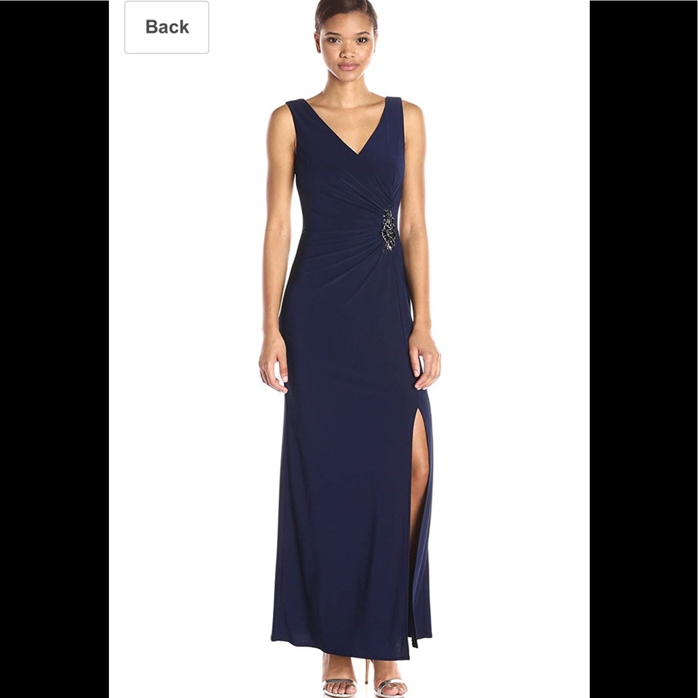 Gorgeous navy laundry by Shelli Segal